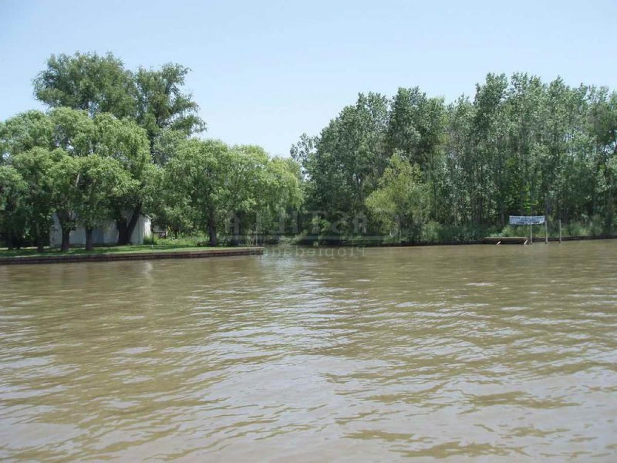 Grundstück in San Fernando, Argentina, Nr. 31825