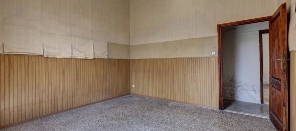 7 rooms House in San Giovanni Valdarno, Italy No. 281591 24