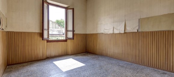 7 rooms House in San Giovanni Valdarno, Italy No. 281591 23