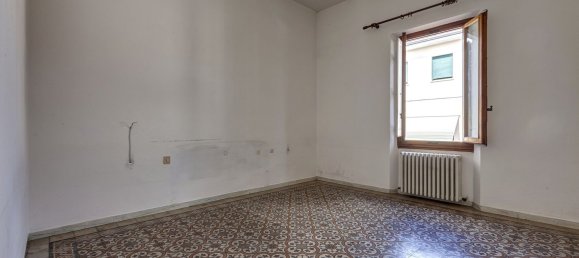 7 rooms House in San Giovanni Valdarno, Italy No. 281591 16