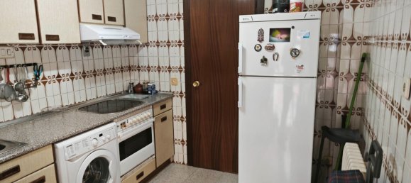 3 bedrooms Apartment in Zaragoza, Spain No. 139423 13