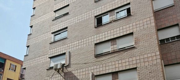 3 bedrooms Apartment in Zaragoza, Spain No. 139423 16