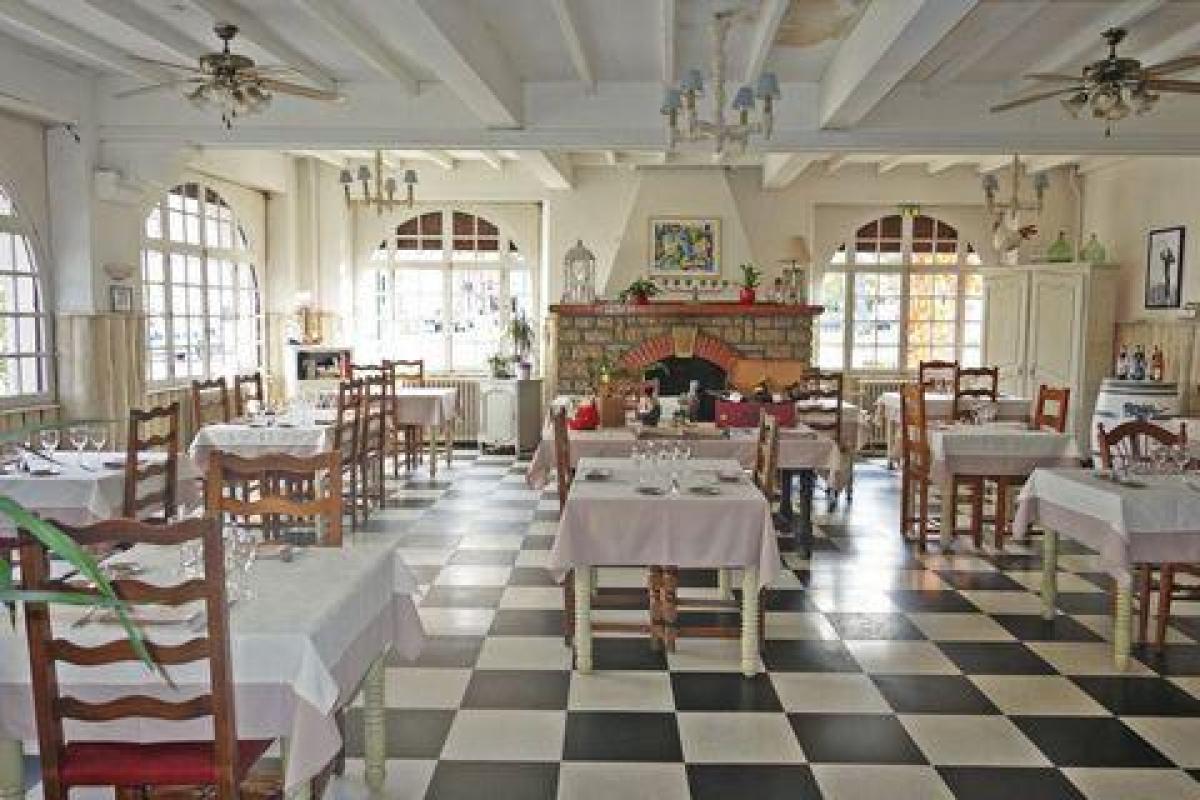 22 bedrooms Shop in Quillan, France No. 20793