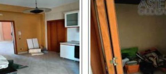 4-salle Appartement à Noicattaro, Italy No. 98955 12