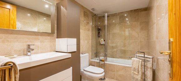 2 bedrooms Apartment in Benahavis, Spain No. 149450 15