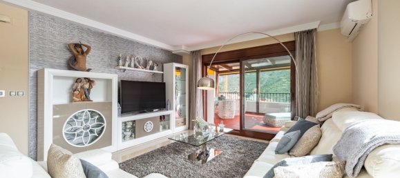 2 bedrooms Apartment in Benahavis, Spain No. 149450 3