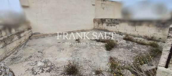 Таунхаус с 1 спальней в Корми, Мальта № 2482 3