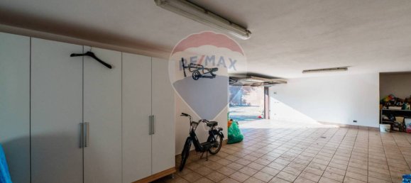 Villa de 5 dormitorios en Albano Sant'Alessandro, Italy No. 314371 32