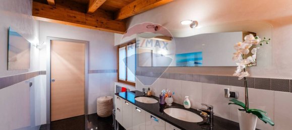 Villa de 5 dormitorios en Albano Sant'Alessandro, Italy No. 314371 14