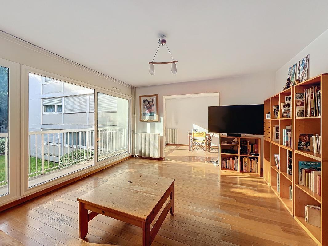 3 Schlafzimmer Wohnung in Bougival, France, Nr. 178513