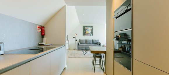 1 bedroom Commercial property in Lisbon, Portugal No. 140965 17