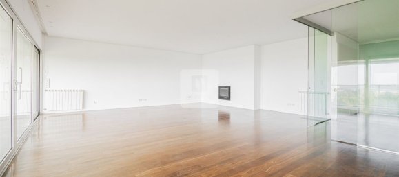 4 bedrooms Apartment in Matosinhos, Portugal No. 109856 2