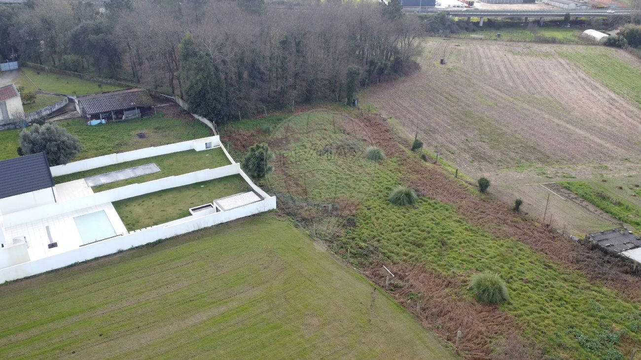  Land in Vila Nova de Famalicao, Portugal No. 57404