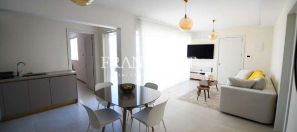 2 bedrooms Penthouse in Fontana, Malta No. 6099 17