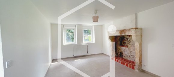 3 bedrooms Castles in Couargues, France No. 67774 9