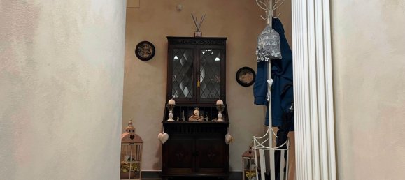 4 rooms Apartment in Foggia, Italy No. 104529 2