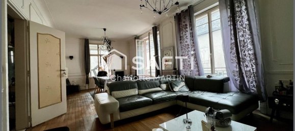 5 bedrooms House in Vierzon, France No. 272725 2