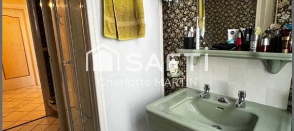 5 bedrooms House in Vierzon, France No. 272725 10