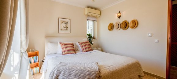 4 bedrooms House in Luz, Portugal No. 13856 30