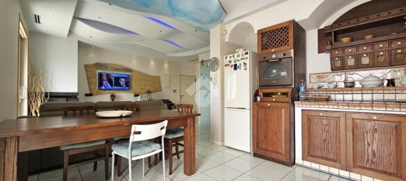 4 rooms Apartment in Naples, Italy No. 146289 22