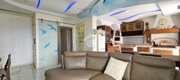 4 rooms Apartment in Naples, Italy No. 146289 19