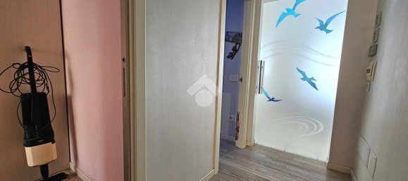 4 rooms Apartment in Naples, Italy No. 146289 32