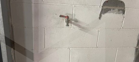 Гараж в Болонья, Италия № 27551 6