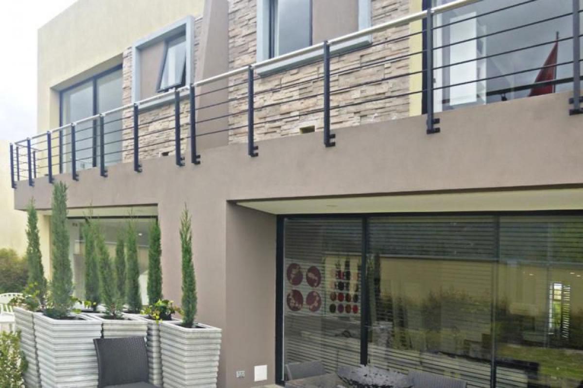 3 bedrooms House in Cundinamarca, Colombia No. 2517