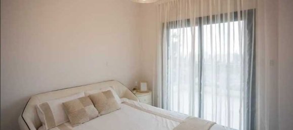 3 bedrooms Apartment in Mouttagiaka, Cyprus No. 8235 2