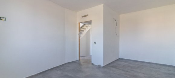 4 rooms House in Reggello, Italy No. 40020 17
