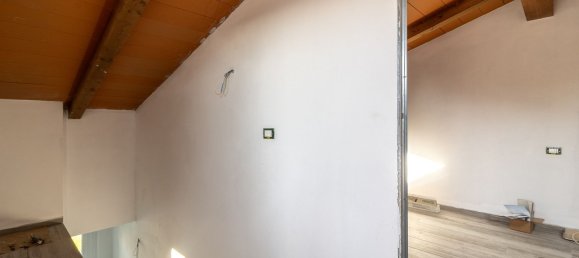 4 rooms House in Reggello, Italy No. 40020 24