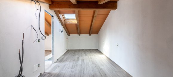 4 rooms House in Reggello, Italy No. 40020 25