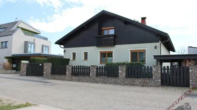 Casa de 6 habitaciónes en Deutsch-Wagram, Austria No. 160085