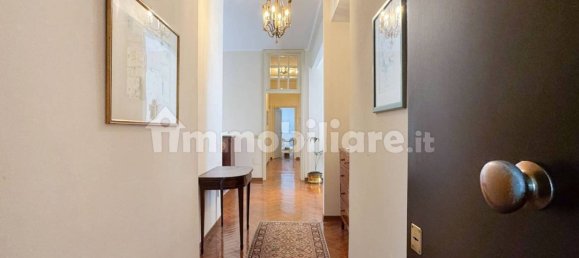 3 bedrooms Apartment in Siena, Italy No. 15222 2