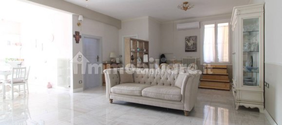 3 bedrooms Apartment in Casalecchio di Reno, Italy No. 330572 22