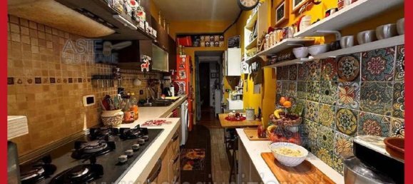 5 bedrooms Apartment in Rome, Italy No. 334061 18