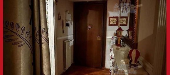 5 bedrooms Apartment in Rome, Italy No. 334061 9