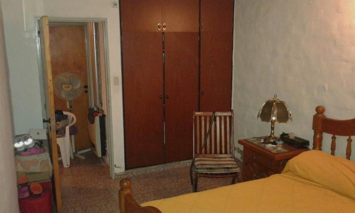 5 bedrooms House in Cordoba, Argentina No. 52979