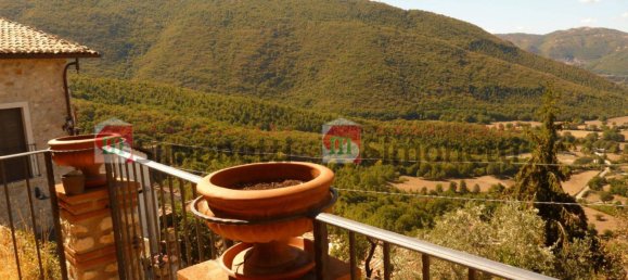 2 bedrooms House in Pereto, Italy No. 151626 8