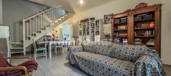 3 Schlafzimmer Villa in Rome, Italy, Nr. 97008 5