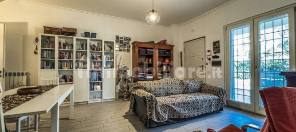 3 Schlafzimmer Villa in Rome, Italy, Nr. 97008 3