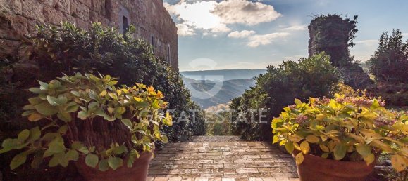 Castillos de 2 dormitorios en Lubriano, Italy No. 19416 7