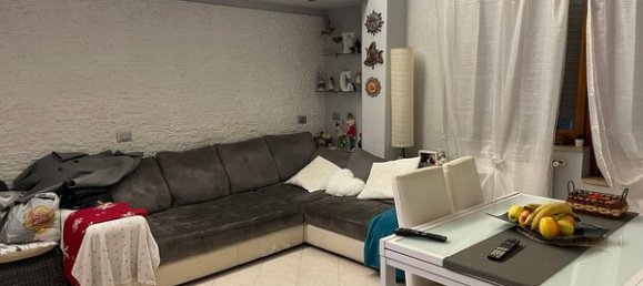 Квартира с 3 комнатами в Рим, Италия № 113345 3