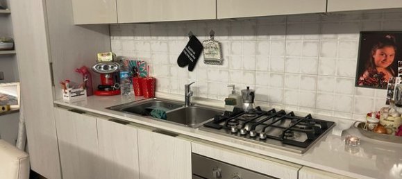 Квартира с 3 комнатами в Рим, Италия № 113345 6