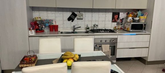 Квартира с 3 комнатами в Рим, Италия № 113345 7