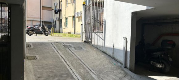 2-Zimmer Wohnung in Baranzate, Italy, Nr. 140239 18