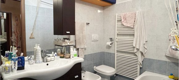 2-Zimmer Wohnung in Baranzate, Italy, Nr. 140239 10