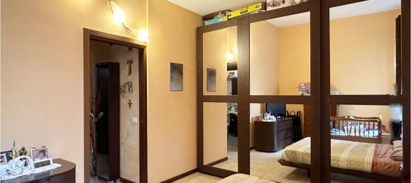 2-Zimmer Wohnung in Baranzate, Italy, Nr. 140239 7