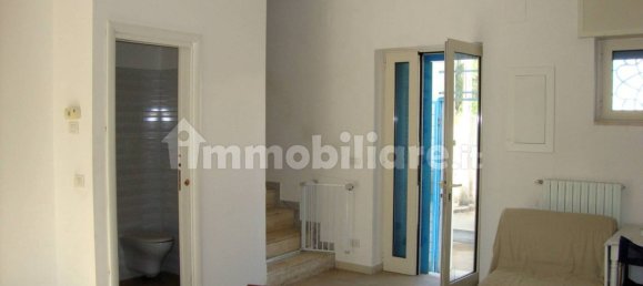 2 bedrooms House in Bari, Italy No. 337149 3