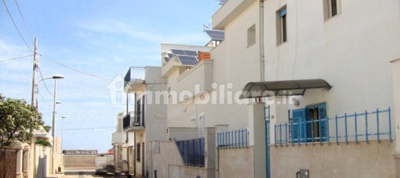 2 bedrooms House in Bari, Italy No. 337149 2